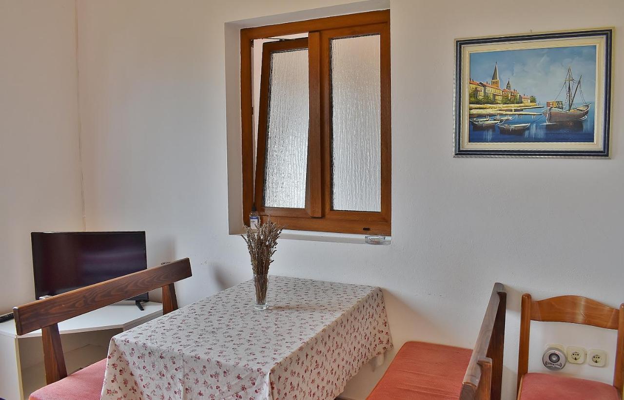 Apartament Banjol Exterior photo