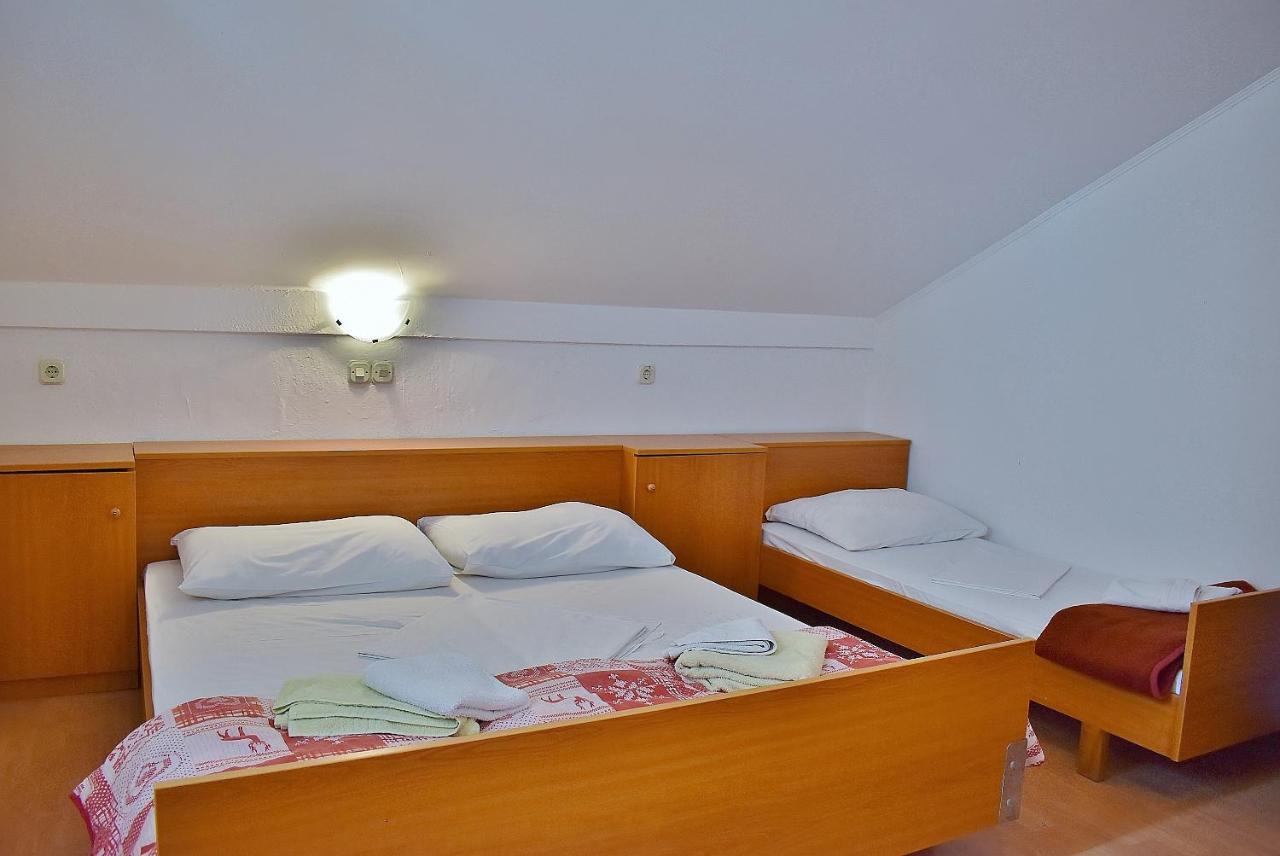 Apartament Banjol Exterior photo