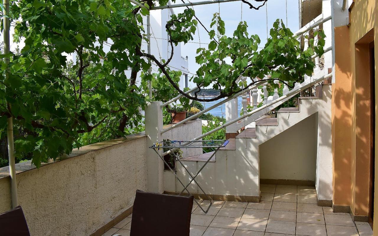 Apartament Banjol Exterior photo