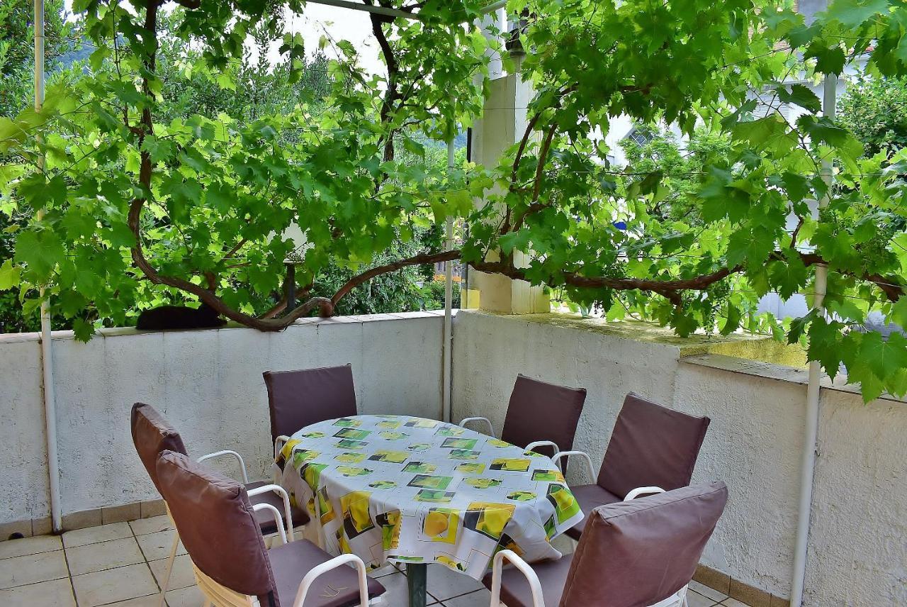 Apartament Banjol Exterior photo